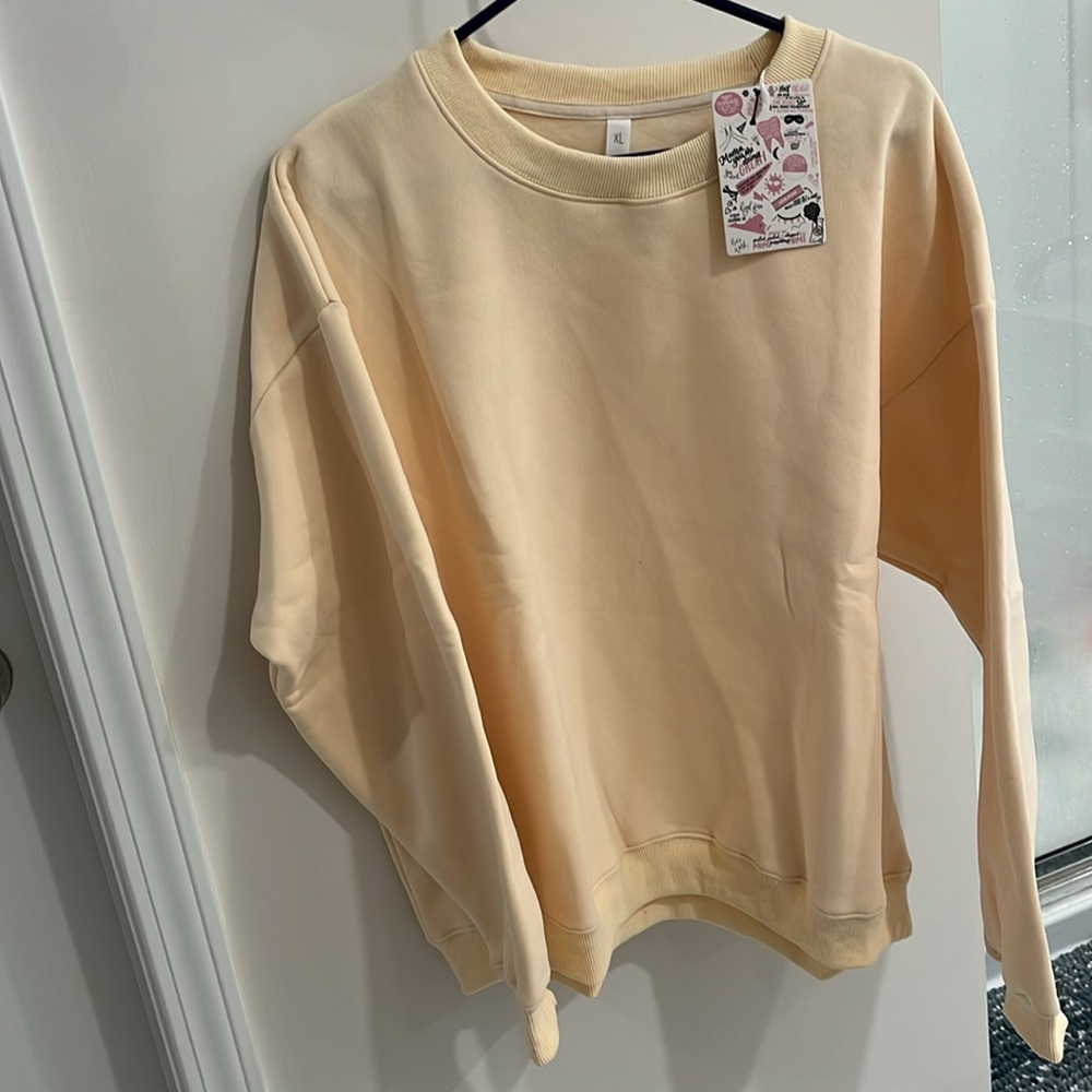 Cream Sweatshirt - Picture 3 of 3